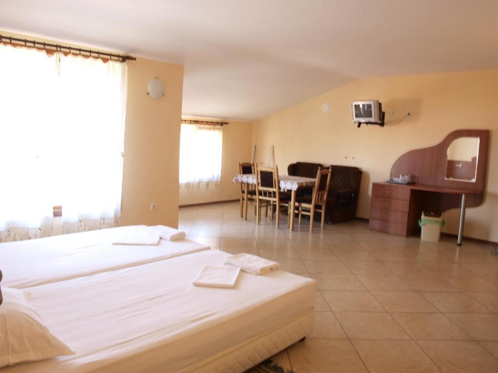 Guestrooms Hema Sozopol Pokoj fotografie
